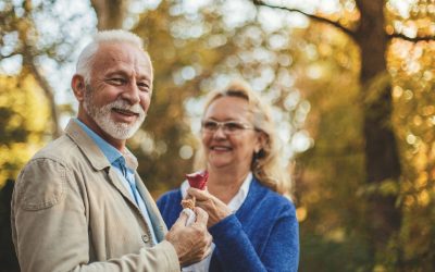 Transition technologique : les seniors sont-ils vraiment à la traîne ?